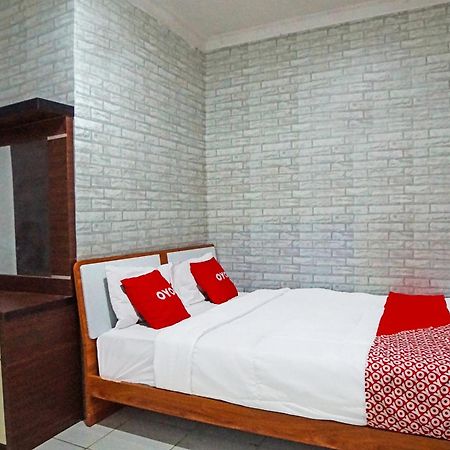 Sunggal Oyo 91418 Kantil Homestay Syariah מראה חיצוני תמונה