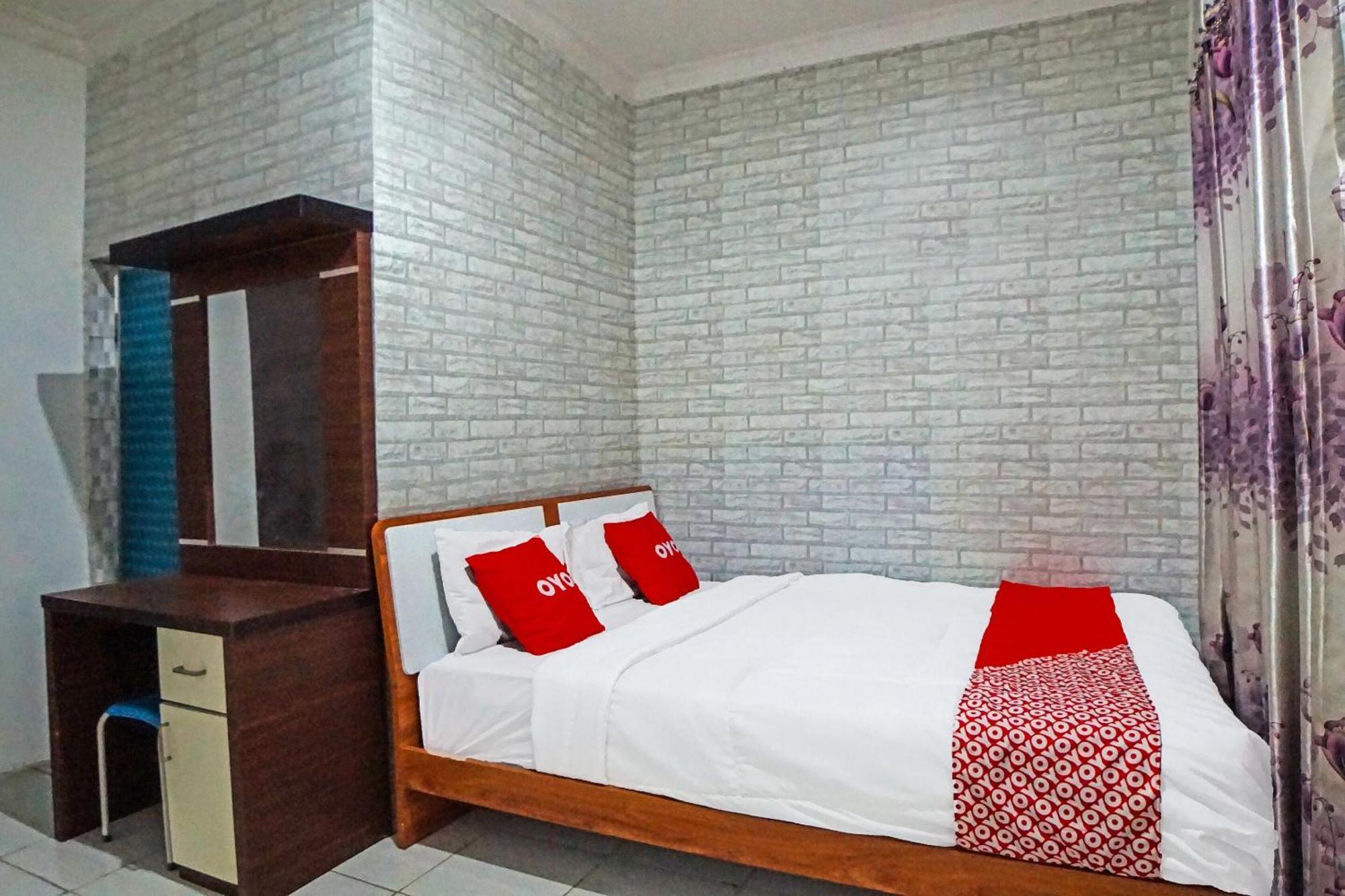 Sunggal Oyo 91418 Kantil Homestay Syariah מראה חיצוני תמונה