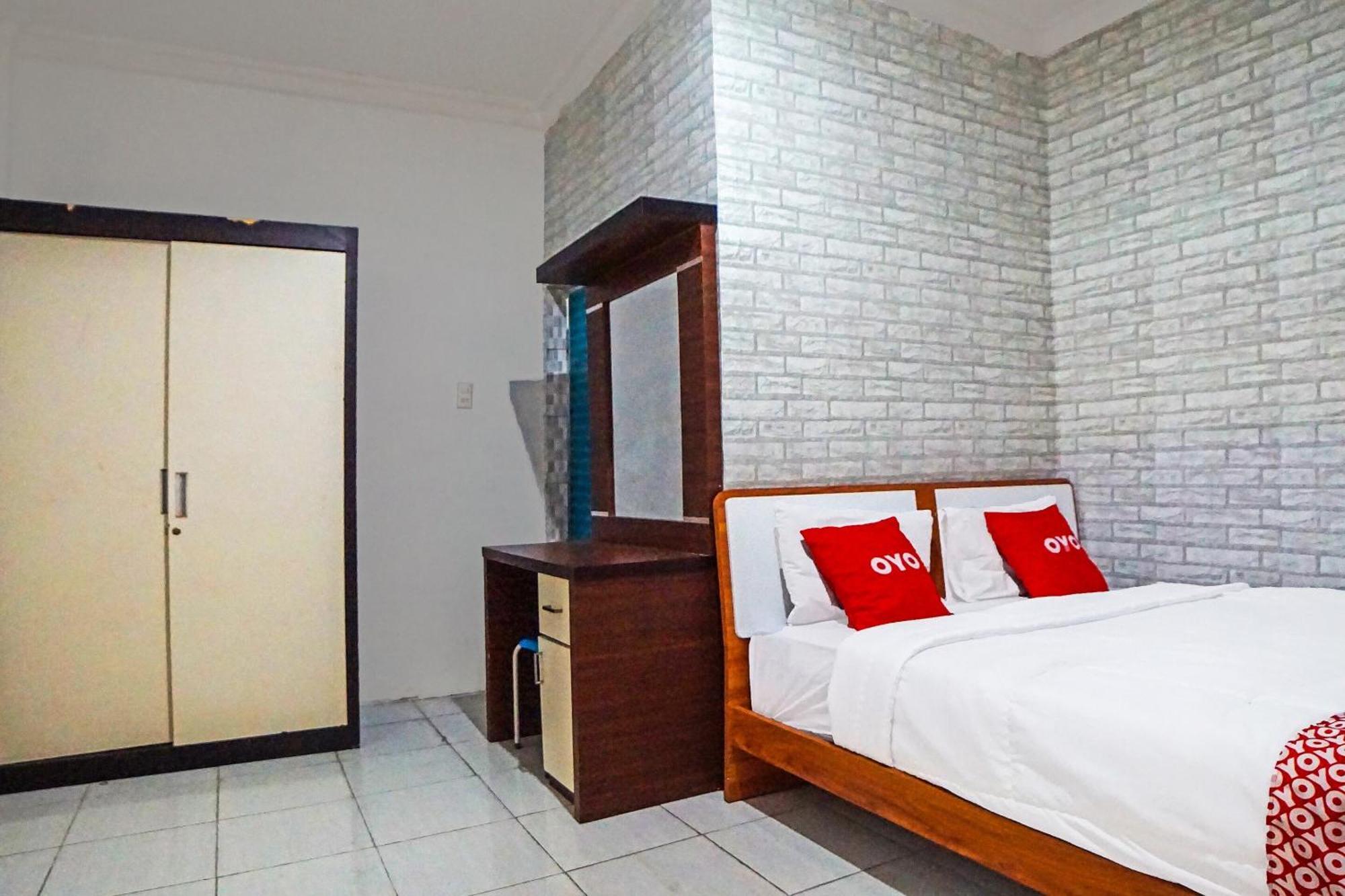 Sunggal Oyo 91418 Kantil Homestay Syariah מראה חיצוני תמונה
