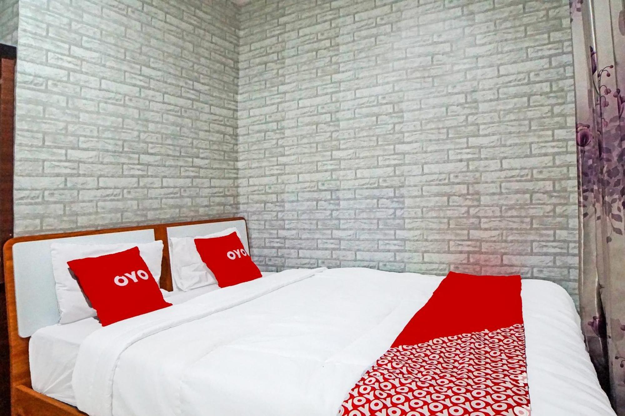 Sunggal Oyo 91418 Kantil Homestay Syariah מראה חיצוני תמונה