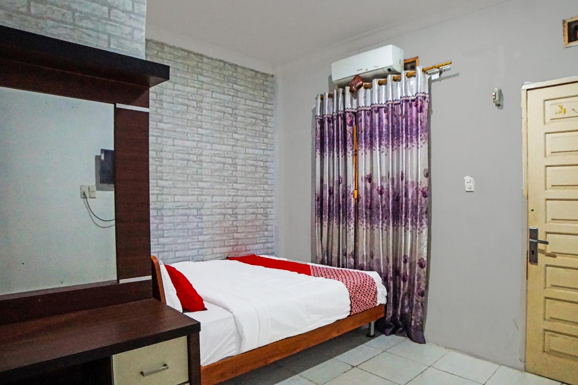 Sunggal Oyo 91418 Kantil Homestay Syariah מראה חיצוני תמונה
